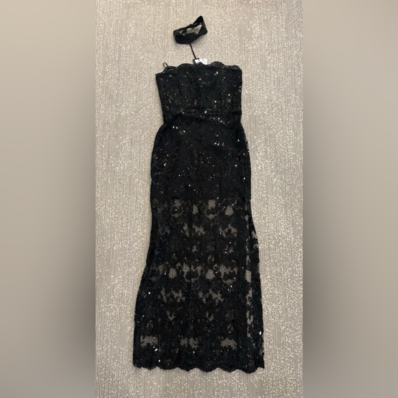 Alice + Olivia Black Lace Dress - Picture 3 of 13